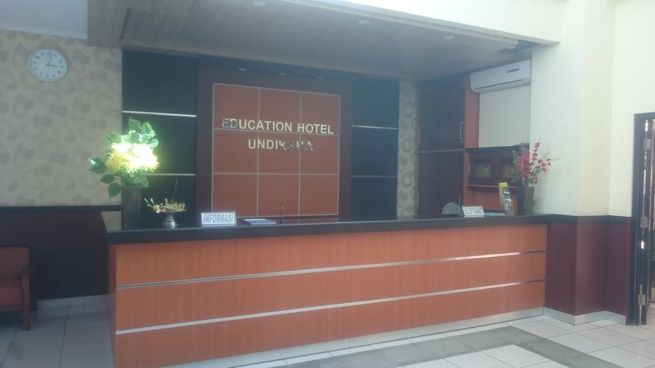 Edutel Undiksha Hotel ซีงาราจา ภายนอก รูปภาพ